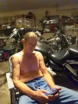 coolbrease10 online show from 10/16/25, 05:05