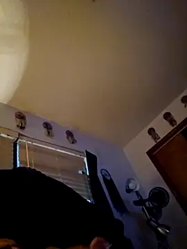 coolbrease10 online show from 02/13/25, 10:34