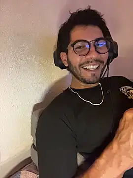 CrazyApachw online show from 04/05/26, 06:09