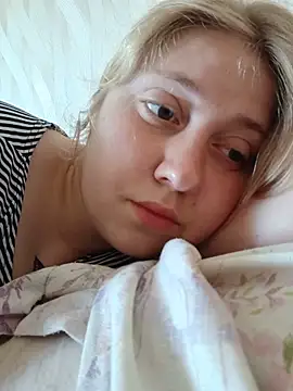 Snapshot of AnastasiaSky19 chatting on 05/17/26, 07:19 AnastasiaSky19 online show from 05/17/26, 07:19
