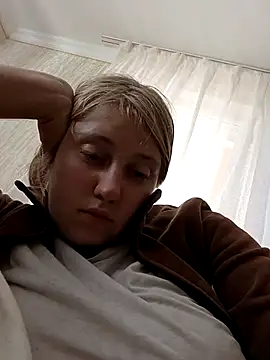 Snapshot of AnastasiaSky19 chatting on 09/27/25, 09:04 AnastasiaSky19 online show from 09/27/25, 09:04