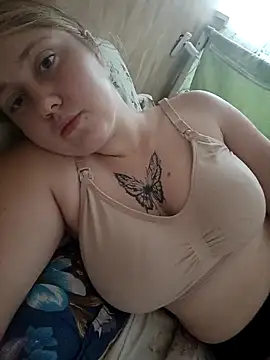 Snapshot of AnastasiaSky19 chatting on 09/19/25, 08:51 AnastasiaSky19 online show from 09/19/25, 08:51