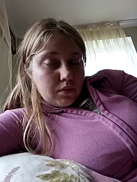 Snapshot of AnastasiaSky19 chatting on 10/01/25, 09:03 AnastasiaSky19 online show from 10/01/25, 09:03