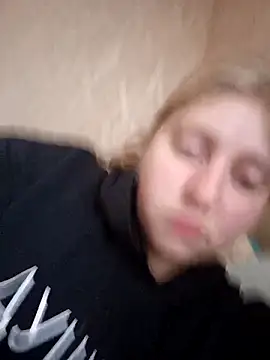 Snapshot of AnastasiaSky19 chatting on 10/06/25, 01:12 AnastasiaSky19 online show from 10/06/25, 01:12