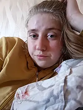 AnastasiaSky19 online show from 04/15/26, 10:32