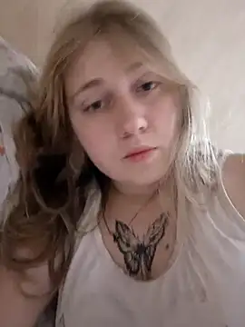 Snapshot of AnastasiaSky19 chatting on 10/27/25, 07:31 AnastasiaSky19 online show from 10/27/25, 07:31