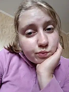 Snapshot of AnastasiaSky19 chatting on 09/18/25, 09:01 AnastasiaSky19 online show from 09/18/25, 09:01