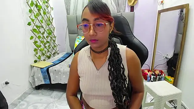 MurphyAngelina online show from 10/18/25, 02:57