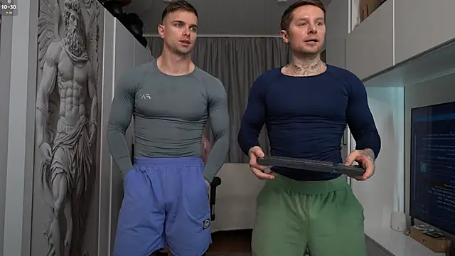 Snapshot of Nik_Sharp chatting on 04/15/26, 08:53 Nik Sharp online show from 04/15/26, 08:53