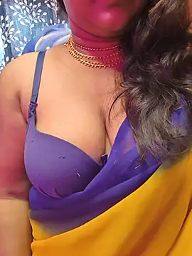 Snapshot of nisha_baby2 chatting on 07/17/26, 12:41 nisha baby2 online show from 07/17/26, 12:41