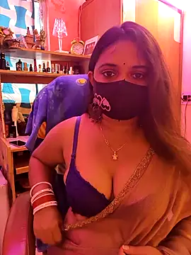 Snapshot of nisha_baby2 chatting on 09/28/25, 03:35 nisha baby2 online show from 09/28/25, 03:35