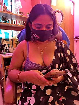 Snapshot of nisha_baby2 chatting on 10/11/25, 07:20 nisha baby2 online show from 10/11/25, 07:20