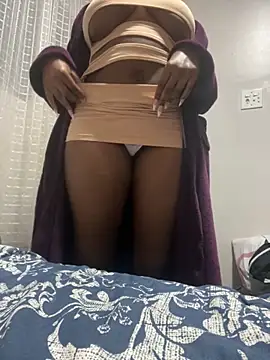 MelaninDeluxee online show from 06/18/26, 09:31