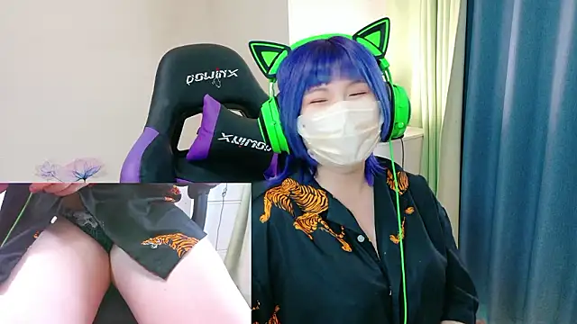 hazuki 8008 online show from 10/03/25, 04:25