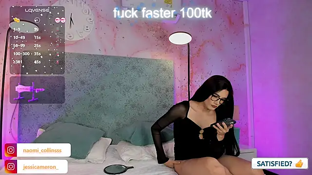 Snapshot of JESSI_NAOMI chatting on 09/27/25, 01:23 JESSI NAOMI online show from 09/27/25, 01:23