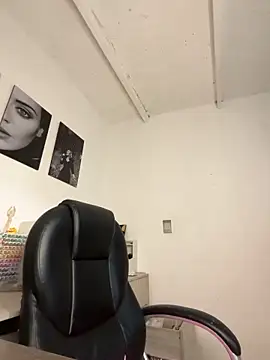 JESSI NAOMI online show from 03/27/26, 04:43