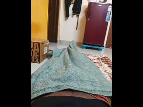 boy BeardGallery online show from 11/02/25, 08:14