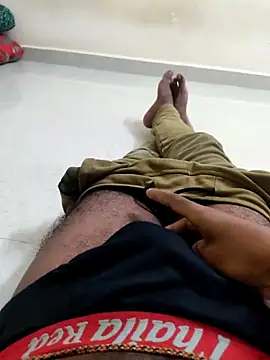 Snapshot of boy_BeardGallery chatting on 10/11/25, 01:45 boy BeardGallery online show from 10/11/25, 01:45