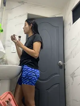 Arilw online show from 10/25/25, 01:12