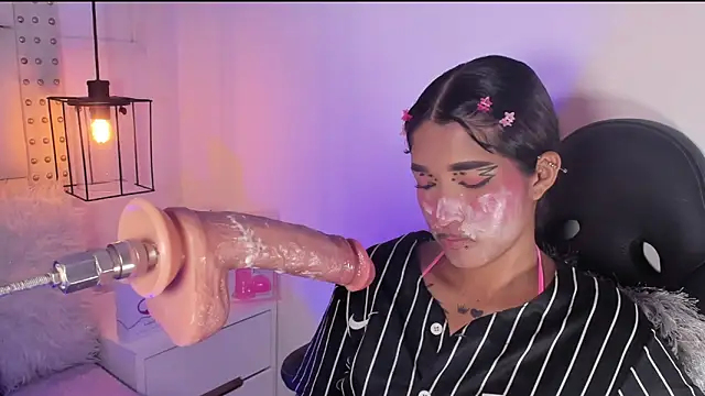 baby naughty1  online show from 02/13/25, 04:50