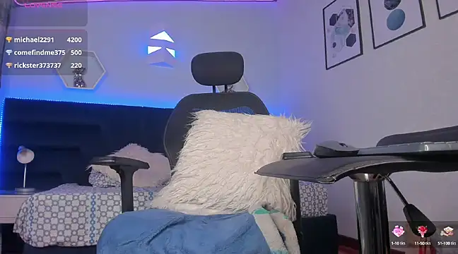  gia rose online show from 02/11/25, 02:14