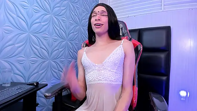 Milk max 18 online show from 10/28/25, 10:31