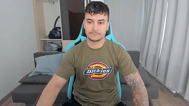 MatMalonne online show from 12/21/25, 07:32