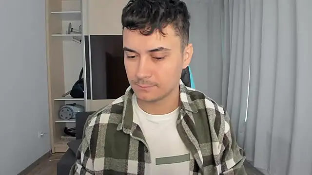 MatMalonne online show from 11/18/25, 06:28