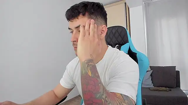 MatMalonne online show from 03/13/25, 01:18