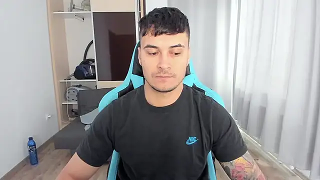 MatMalonne online show from 11/26/25, 06:46