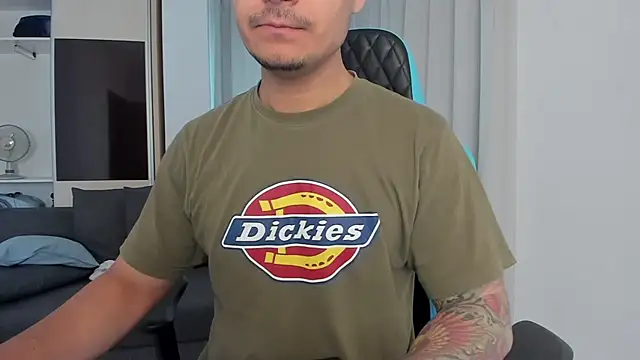 Snapshot of MatMalonne chatting on 05/27/26, 05:15 MatMalonne online show from 05/27/26, 05:15