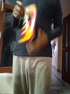 Snapshot of Shubuu__x chatting on 03/23/26, 10:04 Shubuu x online show from 03/23/26, 10:04