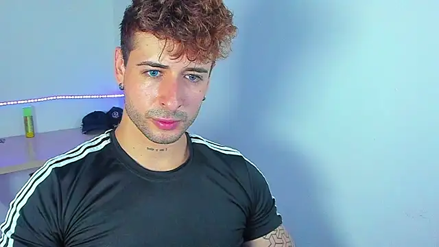 Ares blue online show from 11/03/25, 01:26