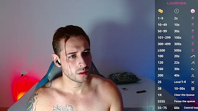 Snapshot of Ares_blue chatting on 03/13/25, 11:30 Ares blue online show from 03/13/25, 11:30