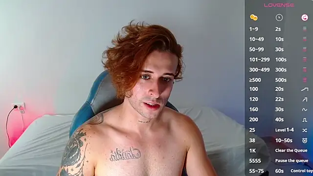 Snapshot of Ares_blue chatting on 03/20/25, 02:21 Ares blue online show from 03/20/25, 02:21