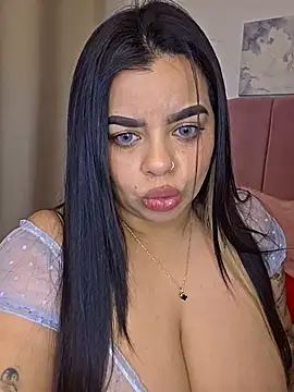 MiahJoness online show from 10/01/25, 12:27