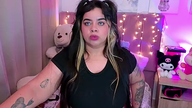 MiahJoness online show from 11/14/25, 10:35