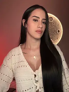 SarahhSmitth1 online show from 12/15/25, 12:16