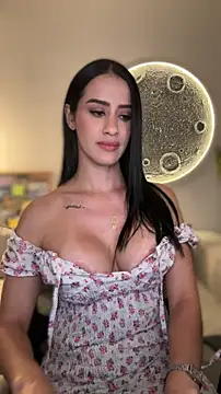 SarahhSmitth1 online show from 04/21/26, 01:42