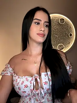 SarahhSmitth1 online show from 10/31/25, 10:16