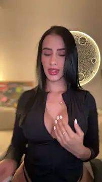 SarahhSmitth1 online show from 04/22/26, 11:33
