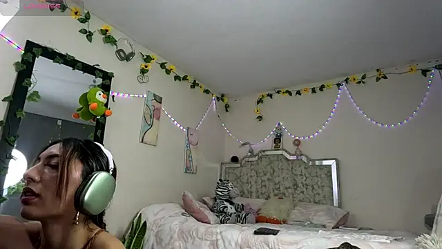 Tomoe b online show from 01/10/26, 07:58