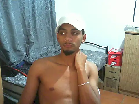 29YOURZ 28  online show from 12/18/25, 08:01