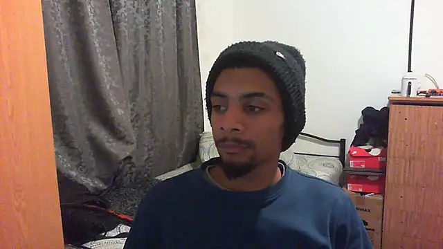 Snapshot of 29YOURZ_28_ chatting on 09/11/25, 06:08 29YOURZ 28 online show from 09/11/25, 06:08