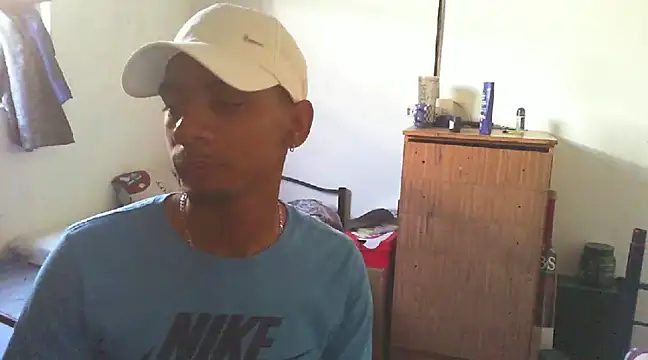 Snapshot of 29YOURZ_28_ chatting on 02/09/25, 07:48 29YOURZ 28 online show from 02/09/25, 07:48