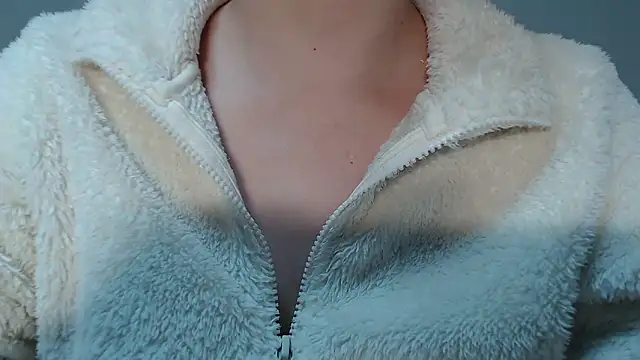 Hika-Channel online show from 02/10/26, 12:48