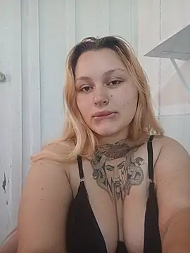 Aninhababyy online show from 07/21/26, 03:57