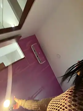 kiim taaylor online show from 02/15/26, 01:54