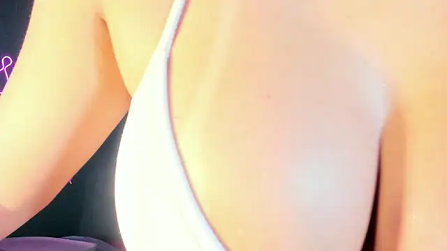 kiim taaylor online show from 09/08/25, 07:35