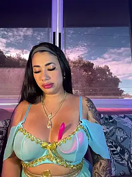 kiim taaylor online show from 10/24/25, 01:10